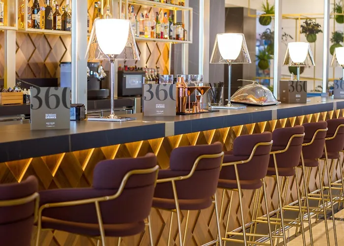 Estimar (adults Only) * Calpe