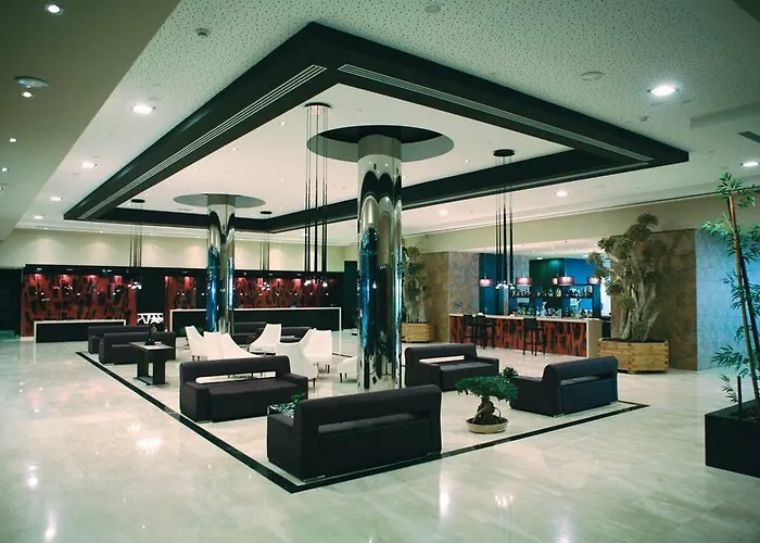 Estimar (adults Only)